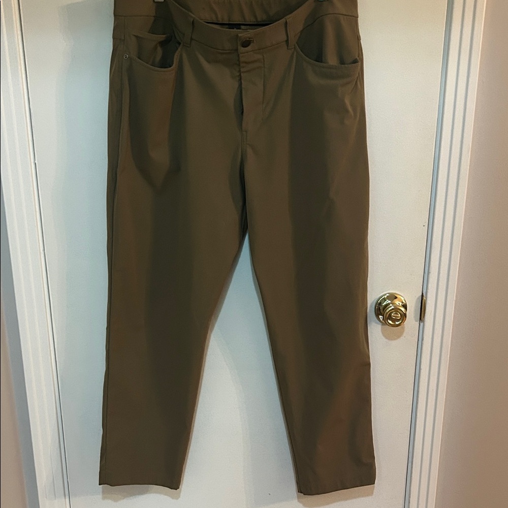 Lululemon ABC pants